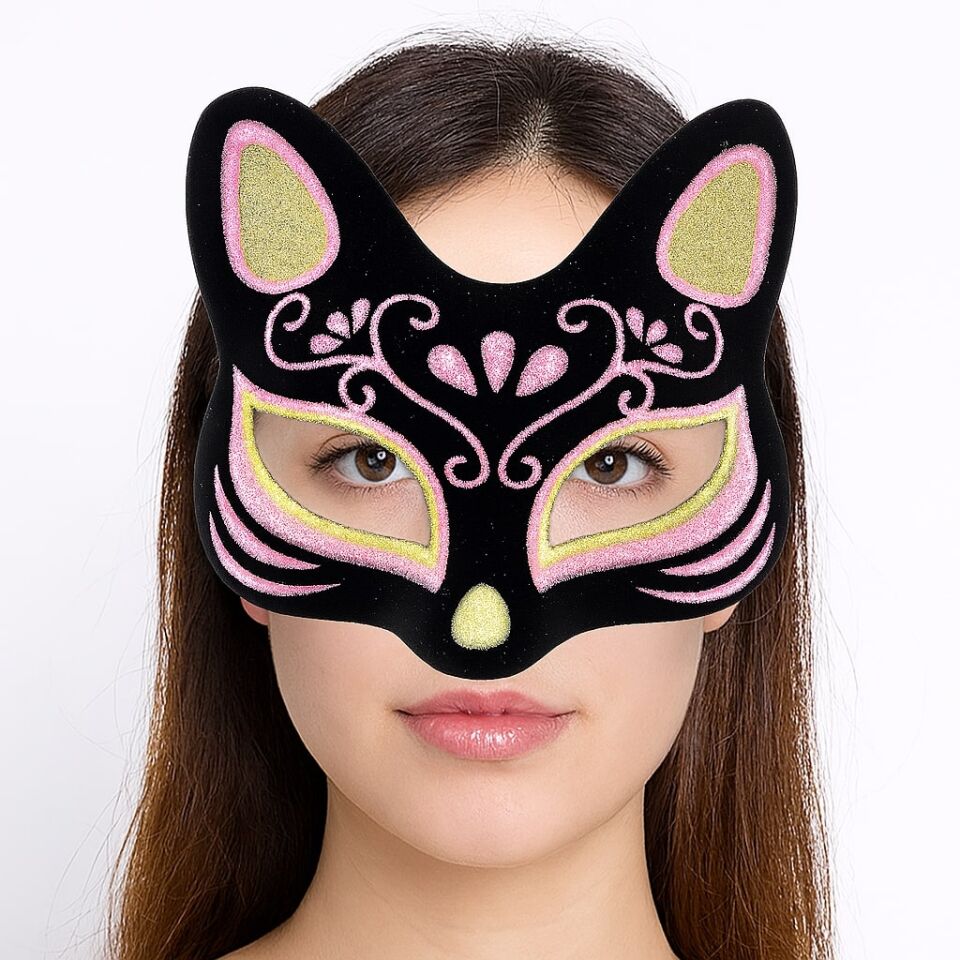 Siyah Renk Süet Kaplama Üzeri Sarı Pembe Simli Kedi Maskesi 17x14 cm